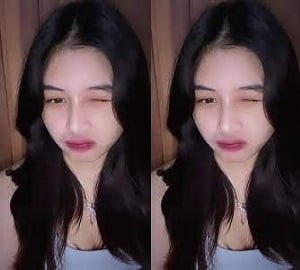 Địt bạn trai của em gái xinh xắn của Onlyfans đang quan hệ tình cảm