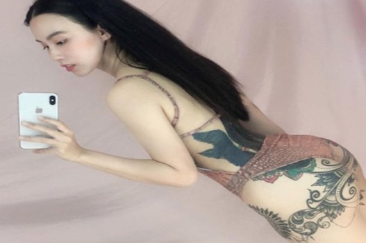 Linh Miu vếu to khủng dễ thương quá