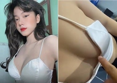 Kéo áo phông để anh người yêu hút